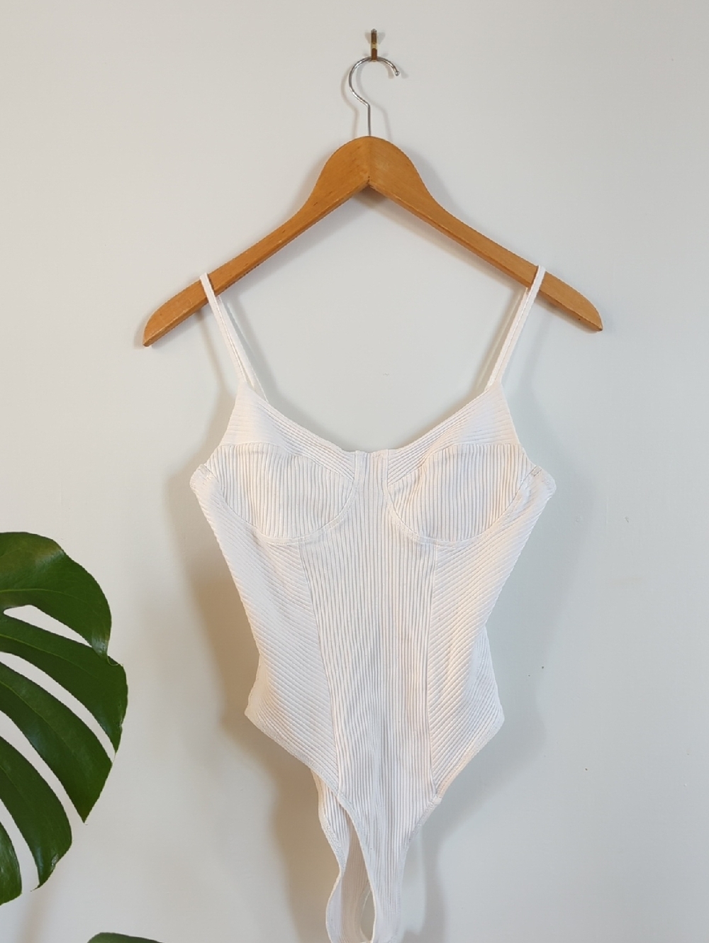 SHEIN White Ribbed Bustier-Style Bodysuit